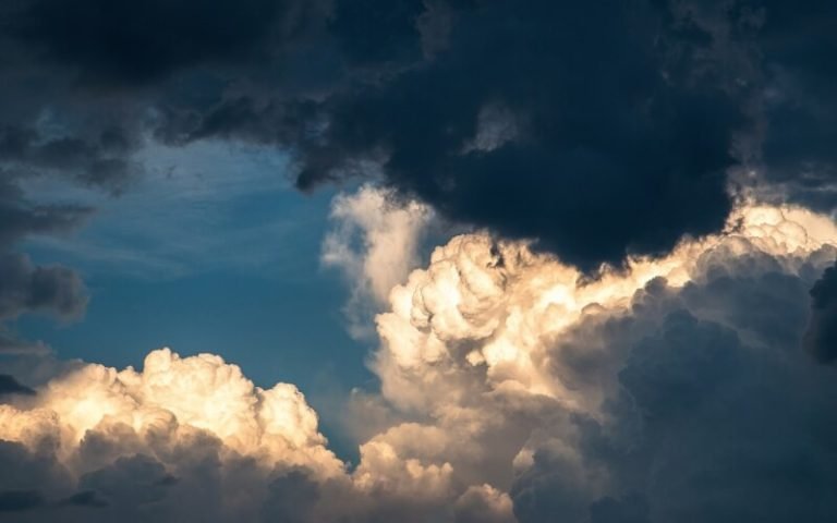 抗藥性細菌隨雲層環繞全球，科學家：對人類無害