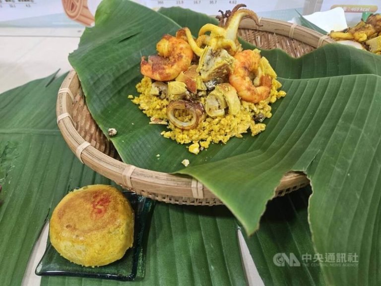 月餅搭蔬食健康新吃法 咖哩款佐花椰菜成炒飯